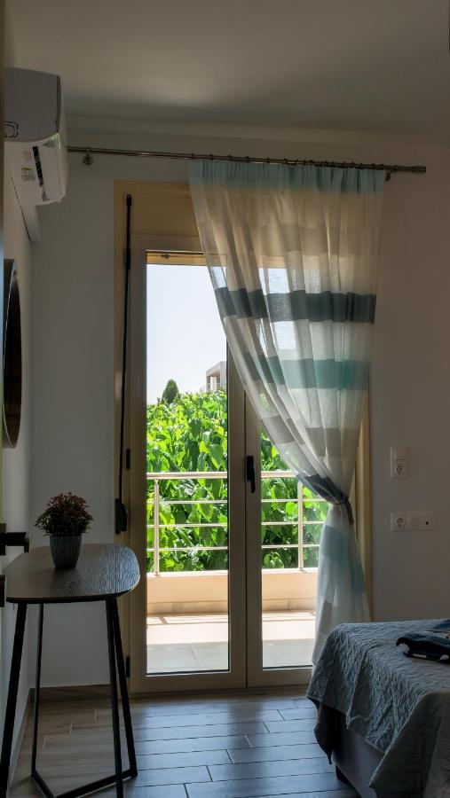 Апартаменти Azur Horizon Oceanview House Kokkini Hani Екстер'єр фото